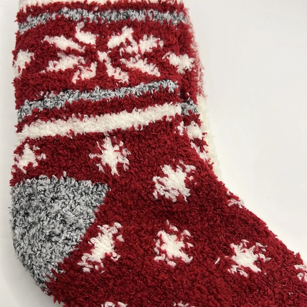 Socks, 2 pair, NWT in Red, Cream and Gray, great gift!